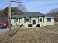 Leesburg