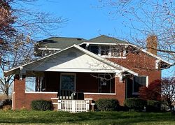 Villa Grove
