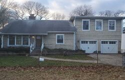Center Moriches