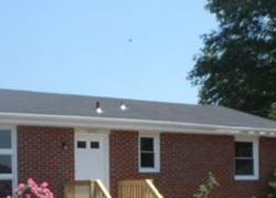 Colonial Heights