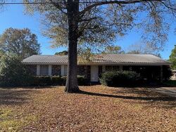 Ellisville